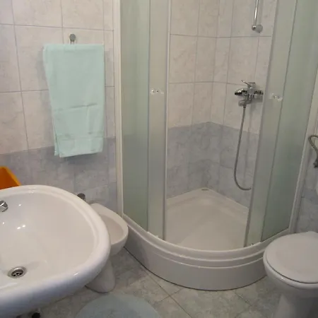 Apartment Attractive House Apartment In Pag Dalmatia, Croatia *